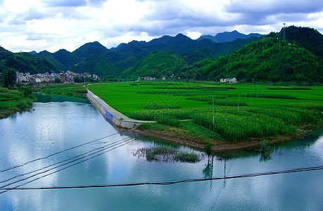 江水碧透旅游风景-富春江背景