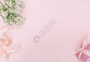 粉色雏菊丝带背景元素留白图片