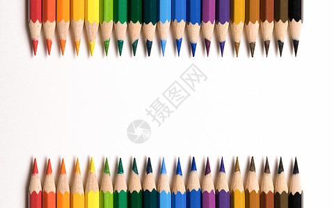 艳丽的彩色铅笔图片