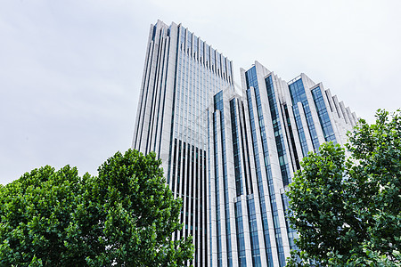 上海外滩大气商业大厦图片
