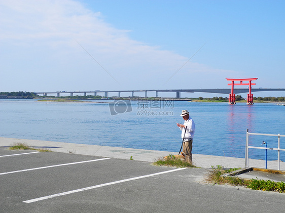 日本的夏天海边图片