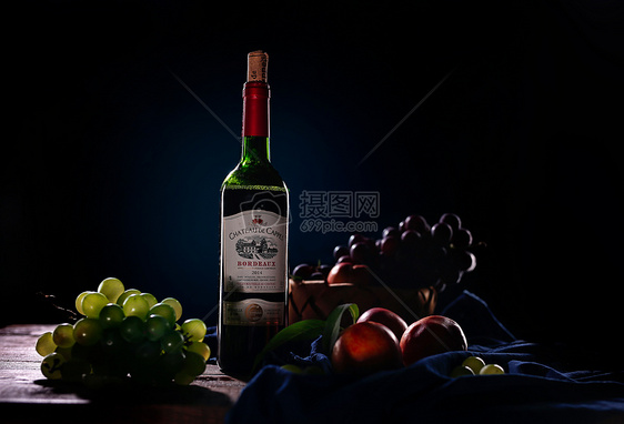 法国红葡萄酒图片