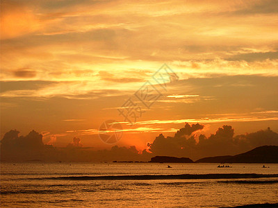 嵊泗海边早上的天和海图片