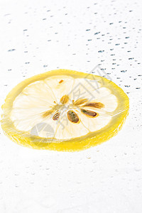 冰爽的柠檬图片
