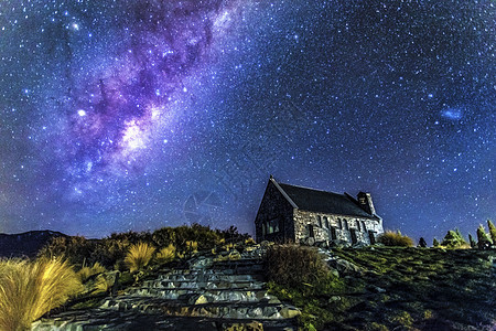 夜空月教堂星空背景