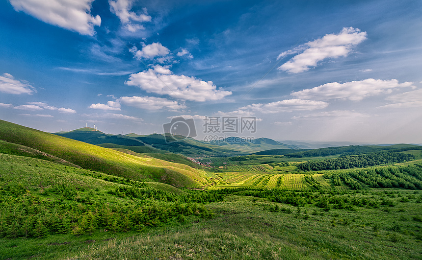 张北草原天路美景图片