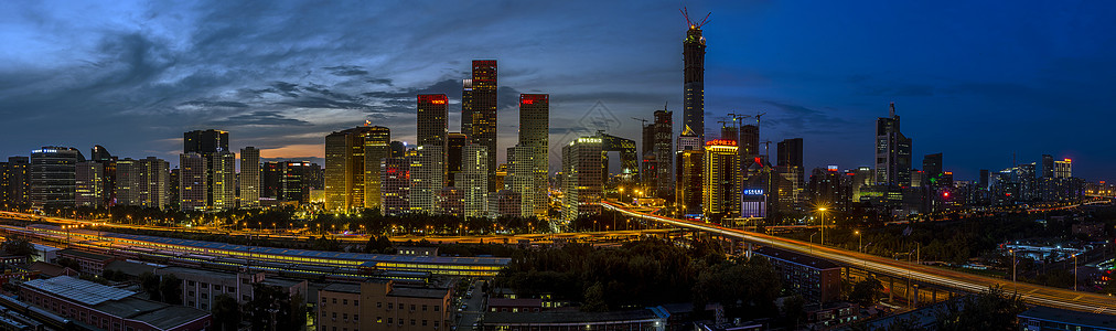 八月北京北京cbd夜景背景