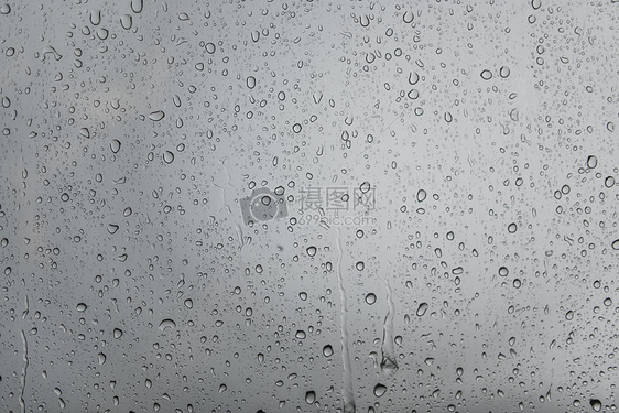 雨天的窗图片