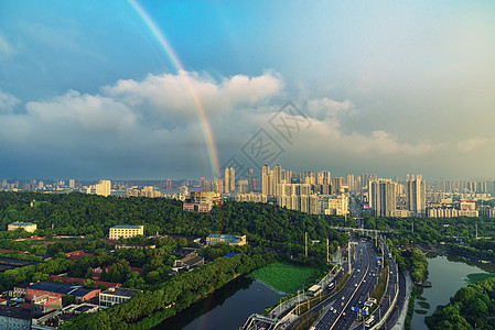 武汉彩虹城市风光图片