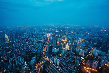 城市高楼夜景图片