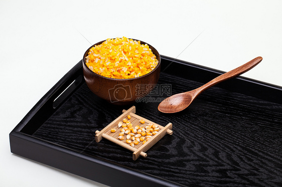五谷杂粮玉米粒饭图片