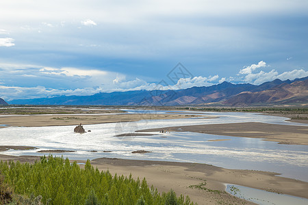 云淡风轻西藏风光背景