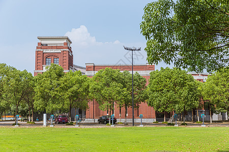 上海华东政法大学教学楼图片