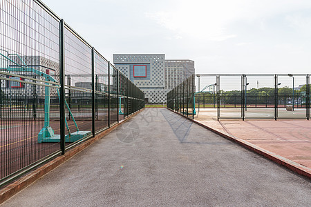 上海视觉艺术学院球场图片