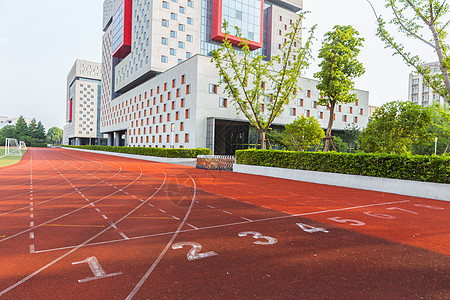 上海视觉艺术学院操场跑道背景图片