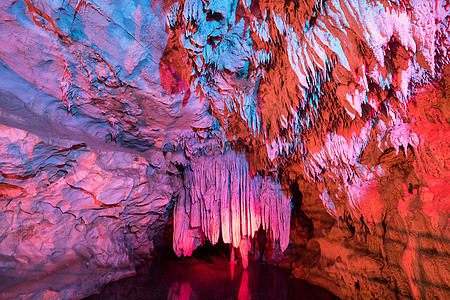 云南洞穴图片