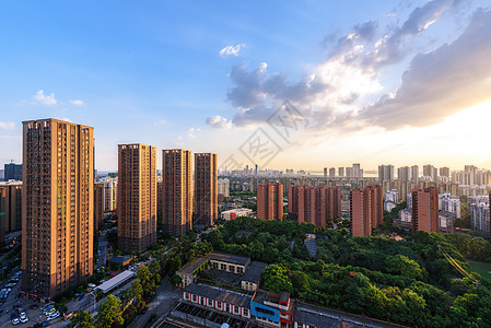 武汉高楼城市风光图片