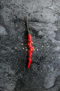 一根切碎的红辣椒图片