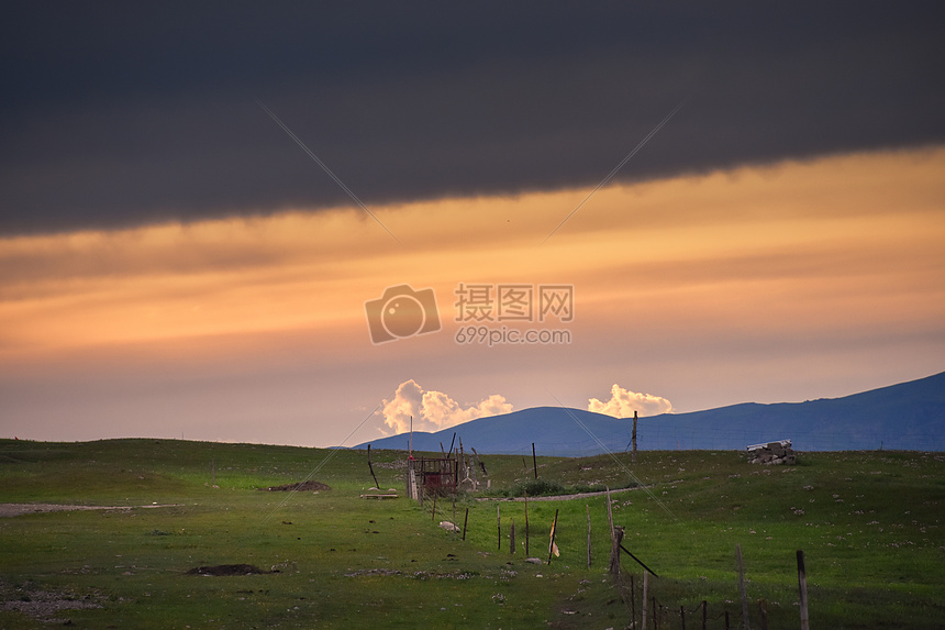 草原夕阳之歌图片