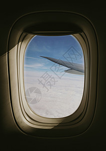 飞机舷窗景色图片