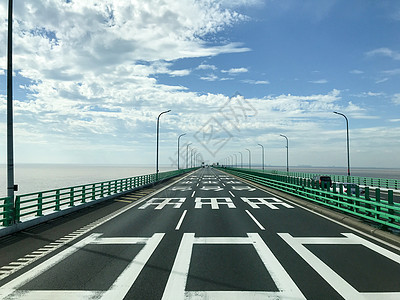 海上的跨海大桥图片