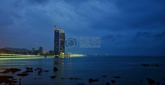 厦门双子塔夜景图片