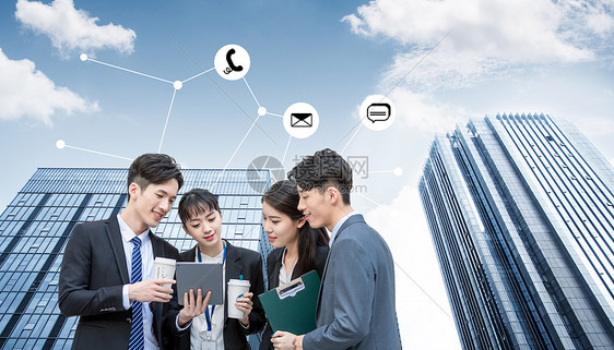 一群人讨论交流思想