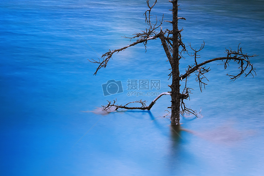 ‘~大理玉龙雪山蓝月谷湖水  ~’ 的图片