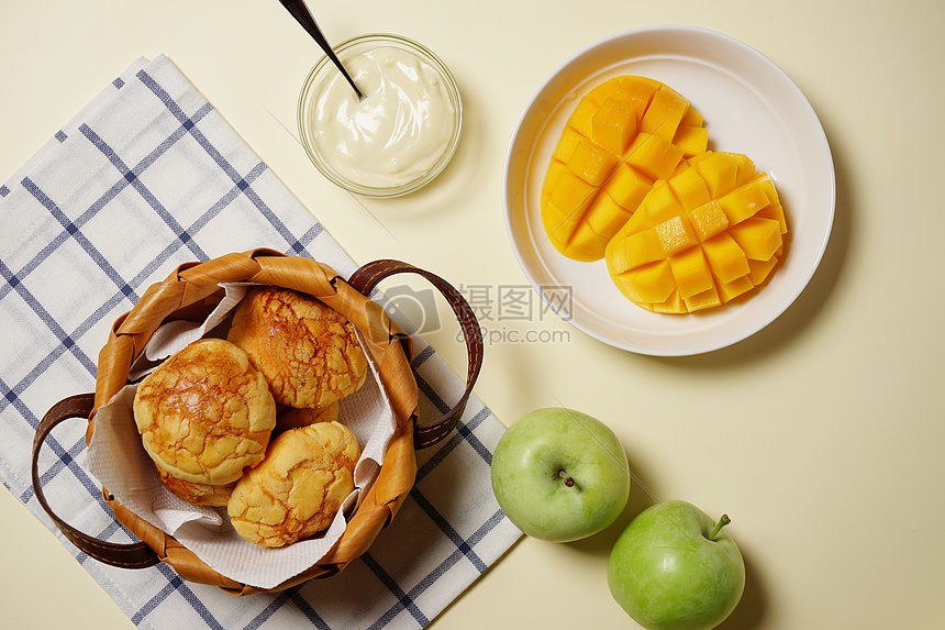 食物简约摆盘素材图片