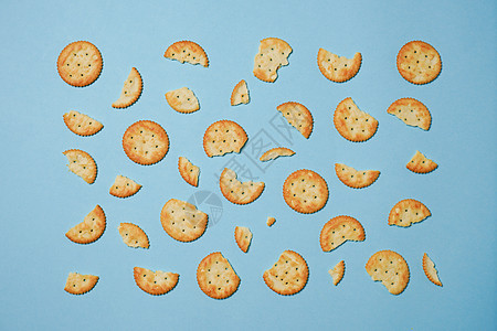 蓝色图形饼干碎片抠图素材背景