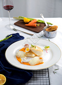 法国菜香煎银鳕鱼背景图片