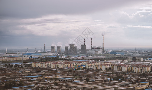 文明社会排污的工厂背景