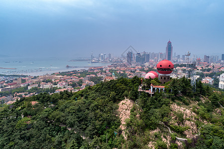 青岛五四无人机鸟瞰信号山背景