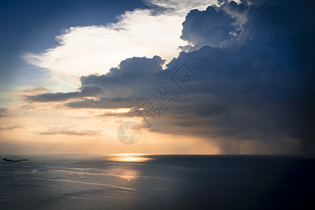 龙骨汤北海北部湾落日龙吸水背景