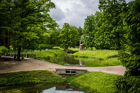 莫斯科地铁俄罗斯夏宫花园背景