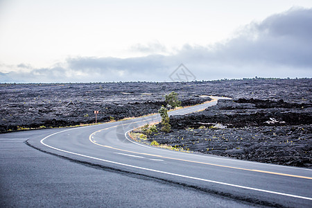 jeep自由侠公路背景