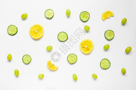 黄色banner青提柠檬黄瓜片夏季新鲜水果静物白底素材背景