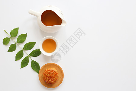 茶和月饼中秋节月饼白色背景静物背景