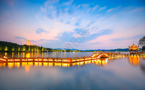 西湖夜景图片