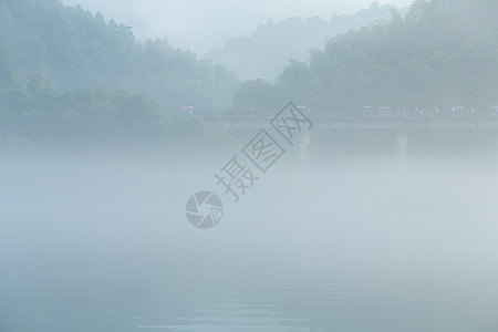 湖南郴州小东江晨雾图片
