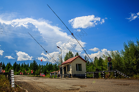 大兴安岭地区铁路公路交叉口背景