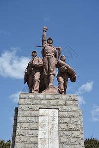 人民英雄永垂不朽山西大同儿童公园内雕塑背景