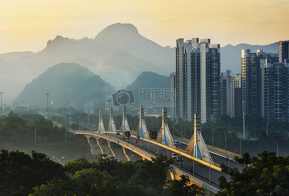 柳州大桥晨光图片