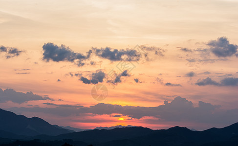 长背景图剪影夕阳背景