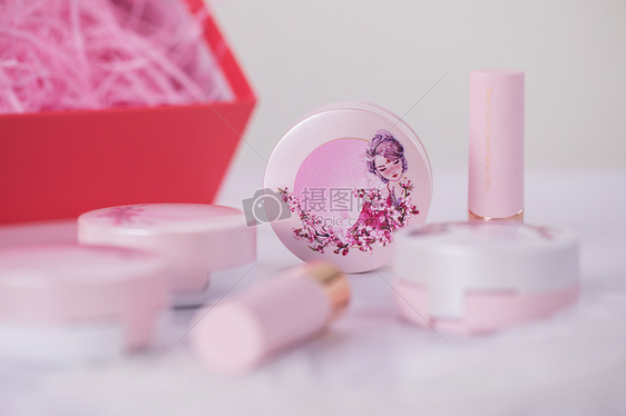 粉色系少女心化妆品系列图片