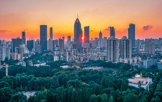 武汉城市风景日落金融街图片