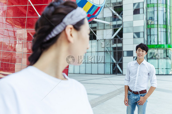 情人节情侣见面图片