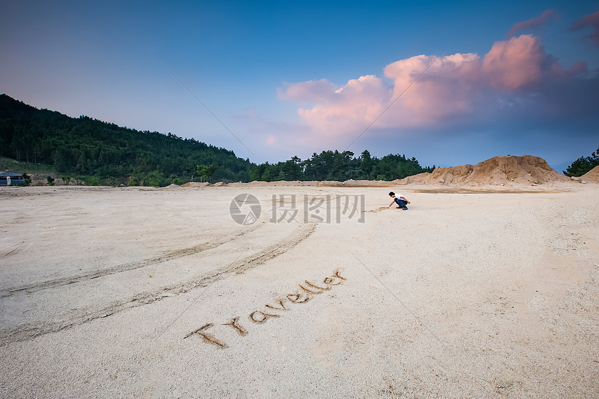 沙滩汽车背景图图片