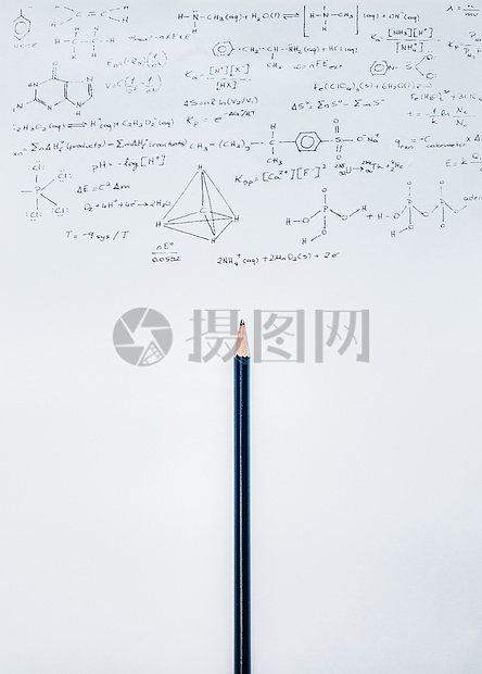 学生的创意铅笔手抄数学物理公式图片