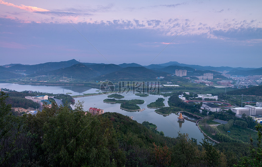 大连西山湖水库全景图片